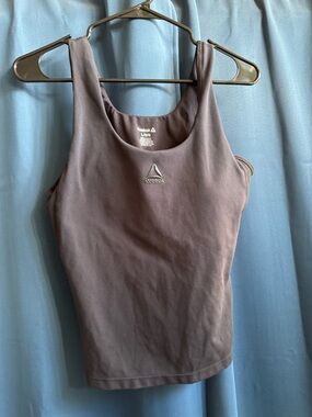 Reebok Women’s Brown Scoop Neck Athletic Tank